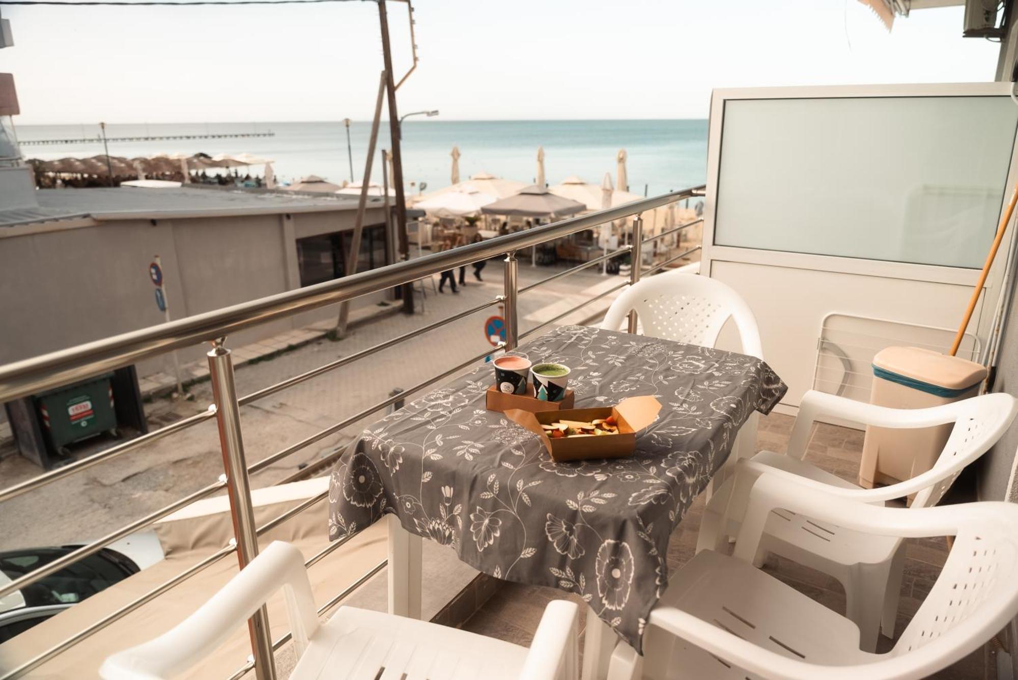 Aktis Sea View Studios Peraía 外观 照片